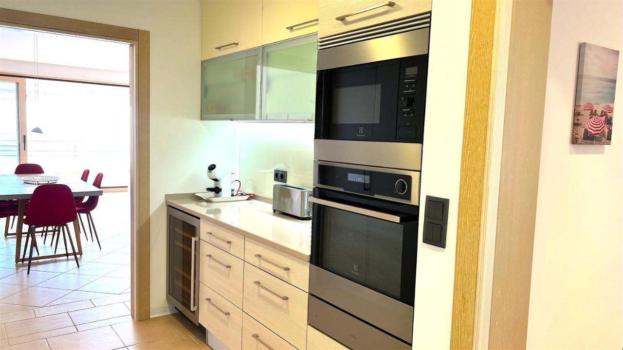 Sea Breeze Apartment เซซิมบรา ภายนอก รูปภาพ